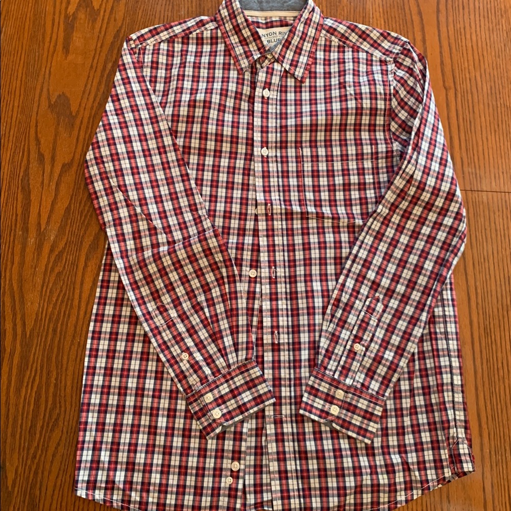 Men’s long sleeve button down shirt